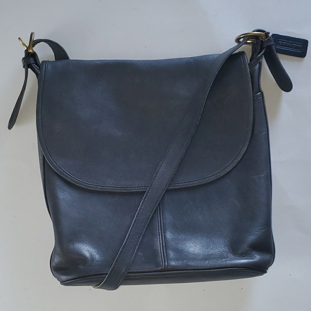 Vintage Navy Blue COACH 4115 Whitney Bag